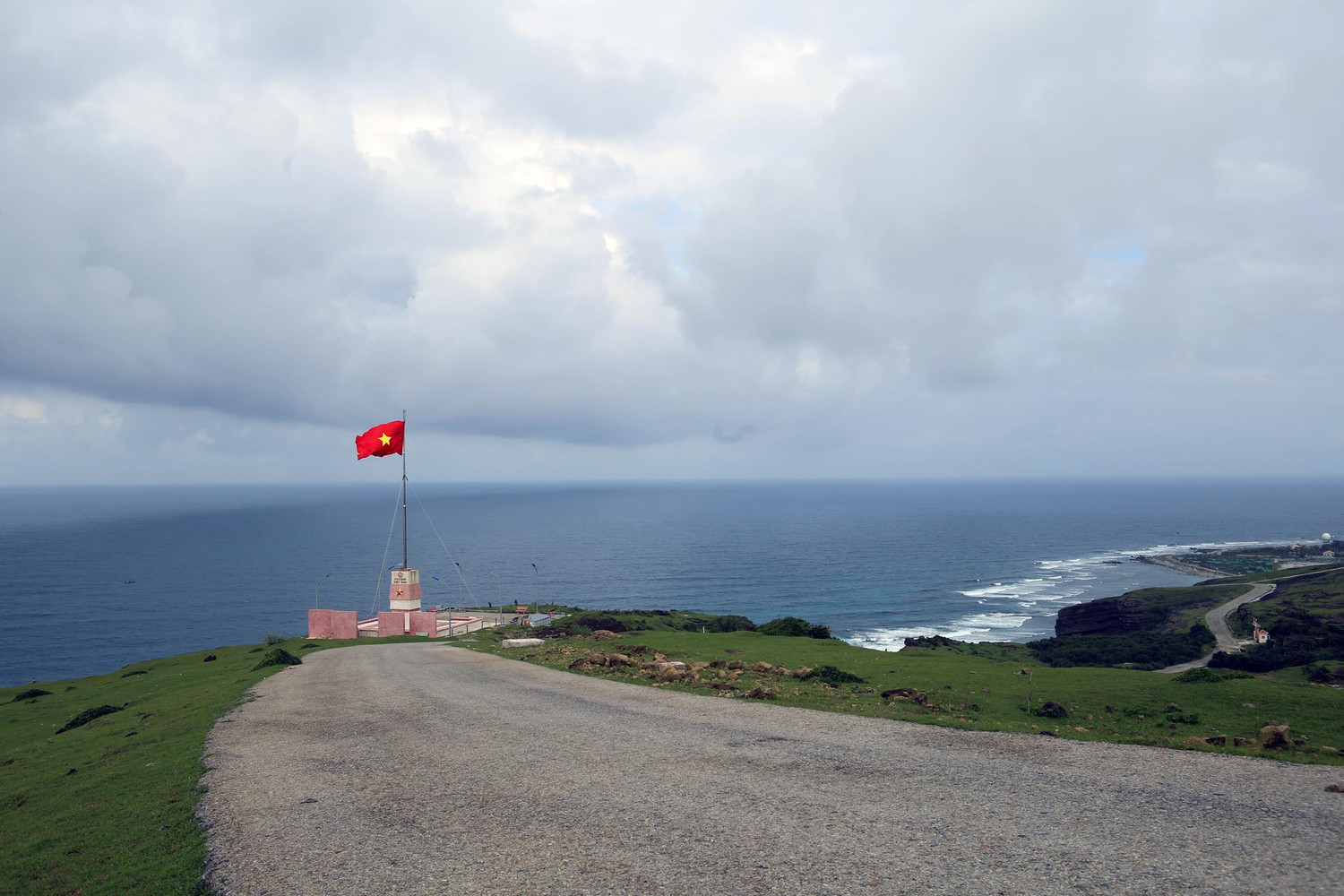 Tour Đồng Tháp - Đảo Lý Sơn - Măng Đen 4 Ngày 3 Đêm