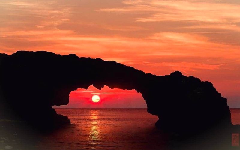 Cổng Tò Vò Lý Sơn